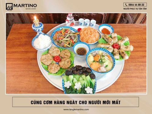 Cúng cơm hàng ngày cho người mới mất